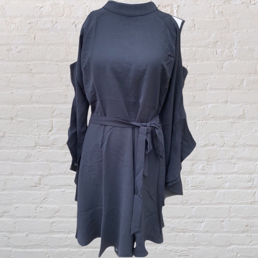 ❌DONATED❌Black Cold Shoulder Mock Neck Ruffle Sleeve Open Back Dress - Picture 4 of 10